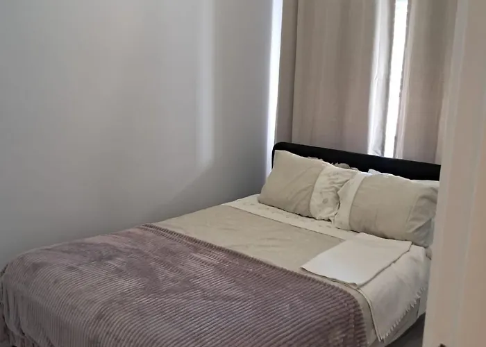 T1 Totalmente Equipado Terraco Privado