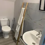 Апартаменты T1 Totalmente Equipado Terraco Privado