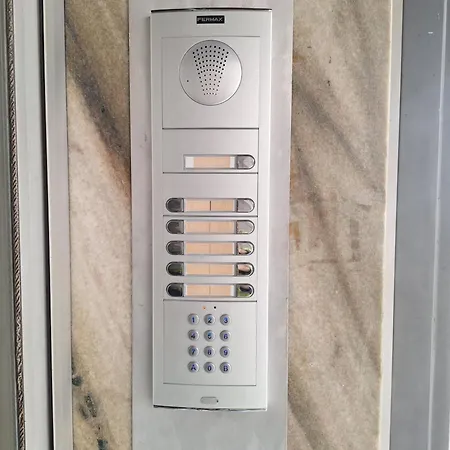 T1 Totalmente Equipado Terraco Privado Lisboa