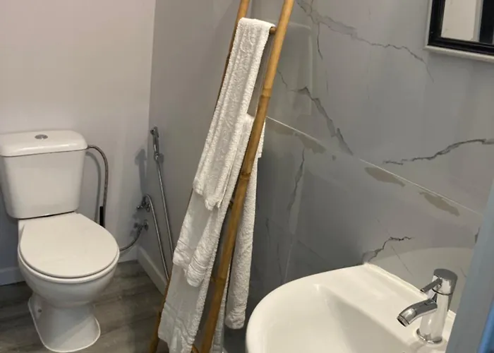 Appartamento T1 Totalmente Equipado Terraco Privado