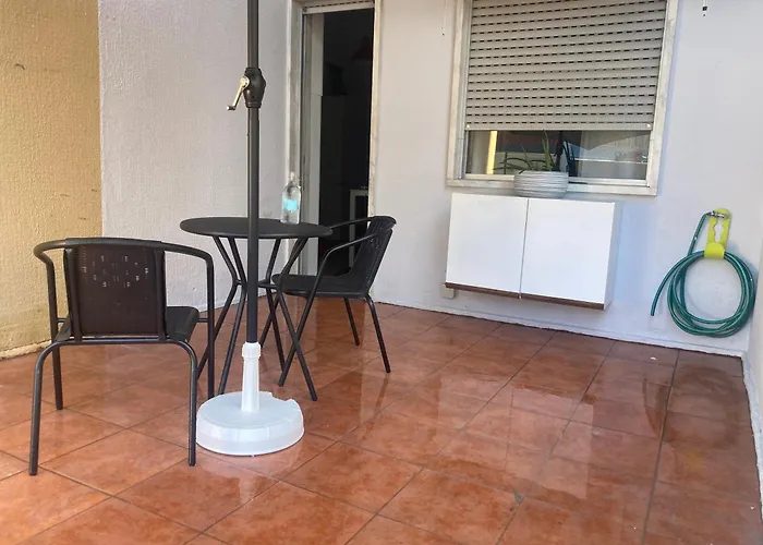 T1 Totalmente Equipado Terraco Privado Appartamento